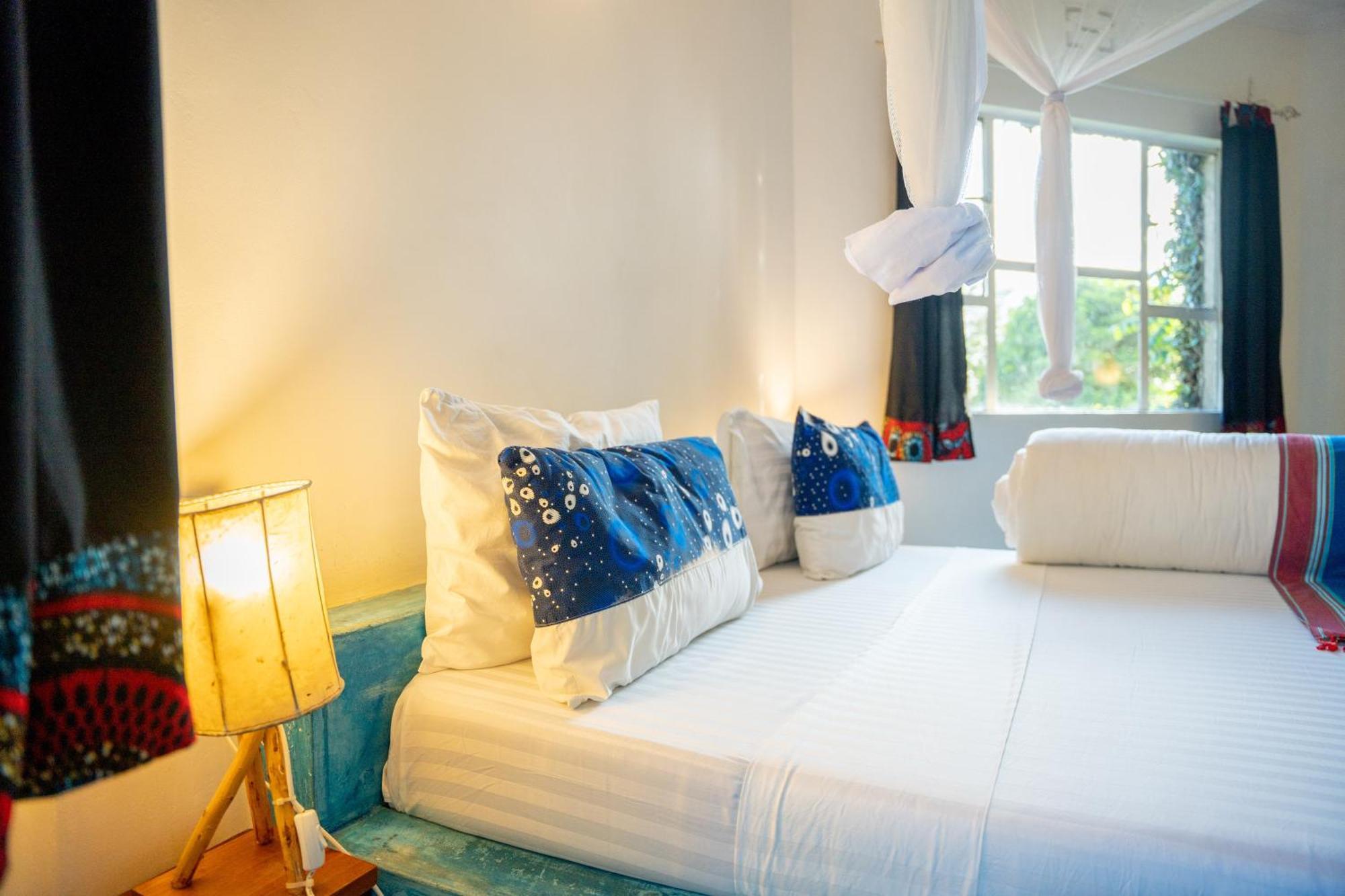 Dan Stam Hotel อารูชา ภายนอก รูปภาพ