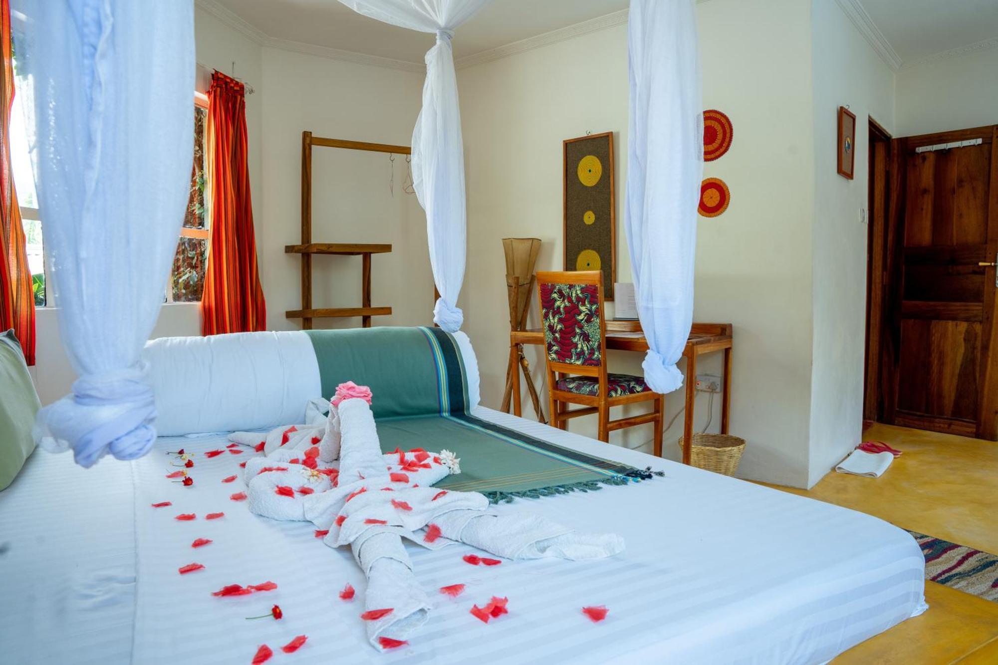Dan Stam Hotel อารูชา ภายนอก รูปภาพ
